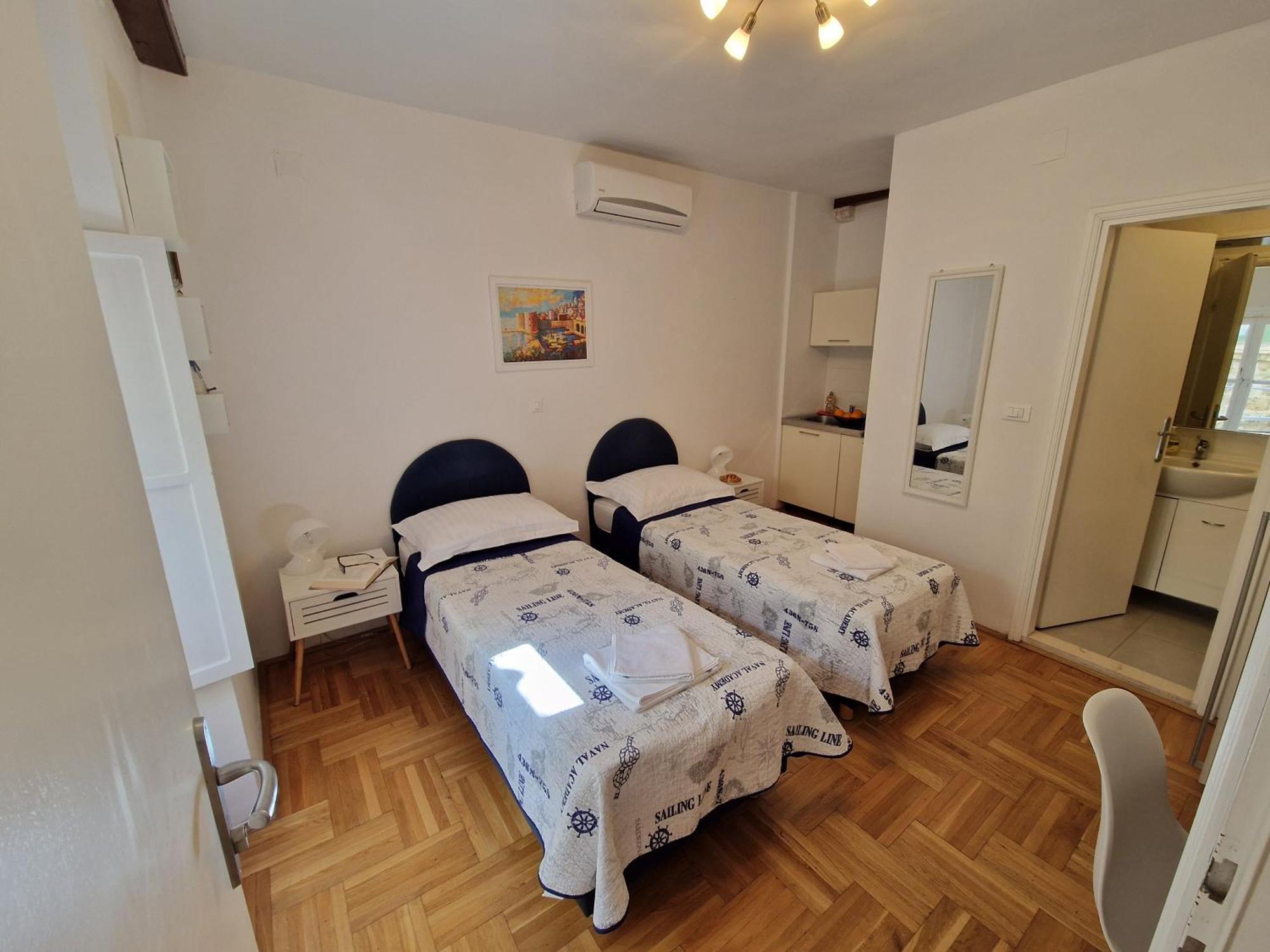 Apartments Karla Old Town Dubrovnik Exterior photo